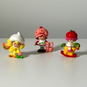 Vintage 80s Strawberry Shortcake PVC Figurines Set of 3 (18B)